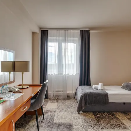 Nova Centrum 4* Radom
